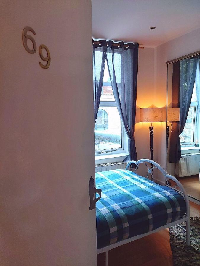 Double Room Lgbt Лондон Экстерьер фото